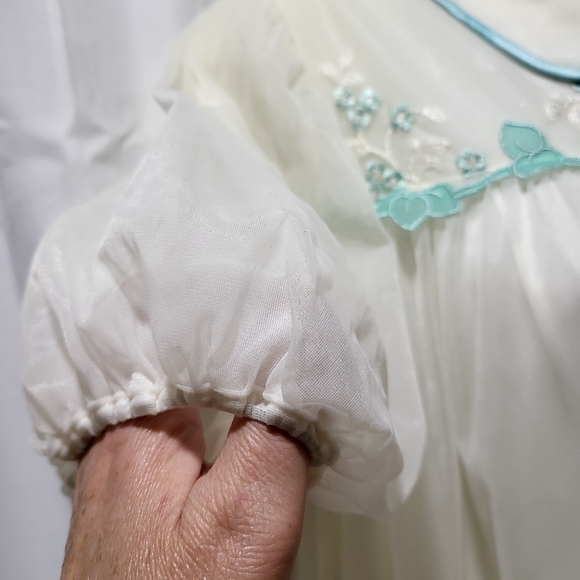 Vintage White Sheer Double Chiffon Peignoir Robe Gotham Gold Stripe Embr  S - Picture 5 of 11